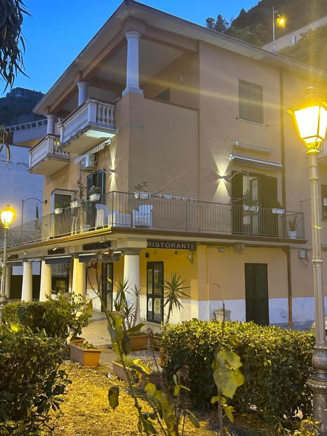 Ferienwohnung Sissi House Salerno Exterior foto